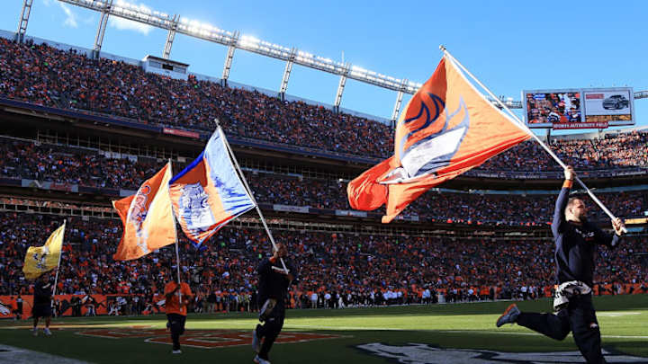 Two Broncos execs suspended for DUI arrests
