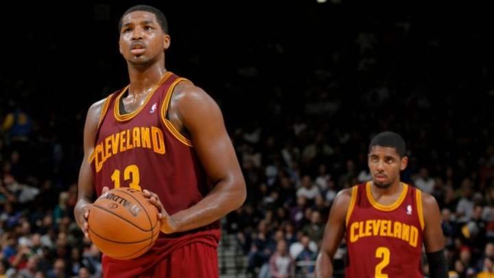Lefty Cavaliers forward Tristan Thompson has switched to shooting righty Lefty Cavaliers forward Tristan Thompson has switched to shooting righty
