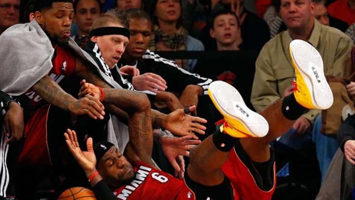 Heat's LeBron James responds to criticism from Bulls: 'I don't flop'