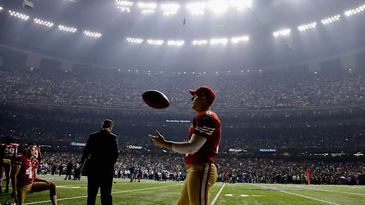 Simms struggles for CBS in eventful broadcast