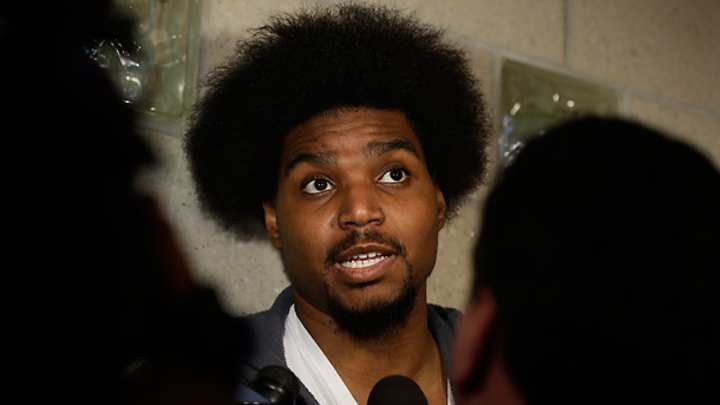 Andrew Bynum puts Sixers in tough spot