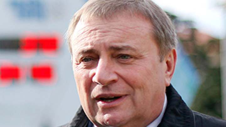 Migrants working around the clock to prepare for Sochi Olympics Migrants working around the clock to prepare for Sochi Olympics