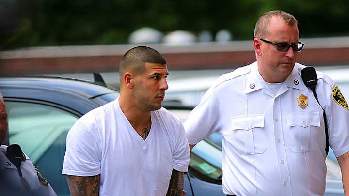 Alleged victim of Aaron Hernandez to go before grand jury