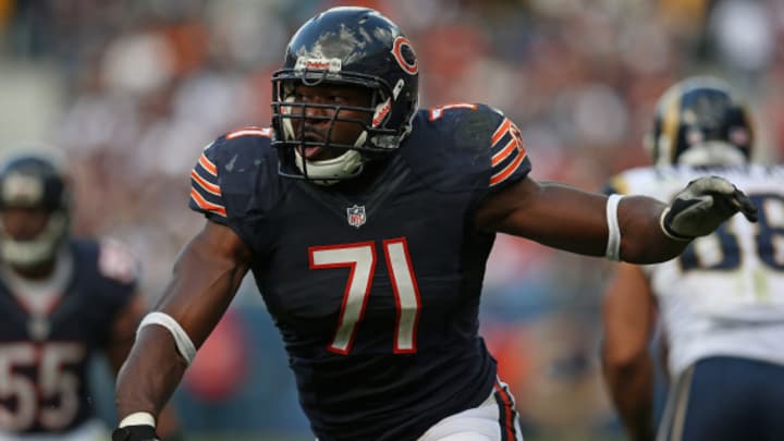 Lions sign former Bears DL Israel Idonije