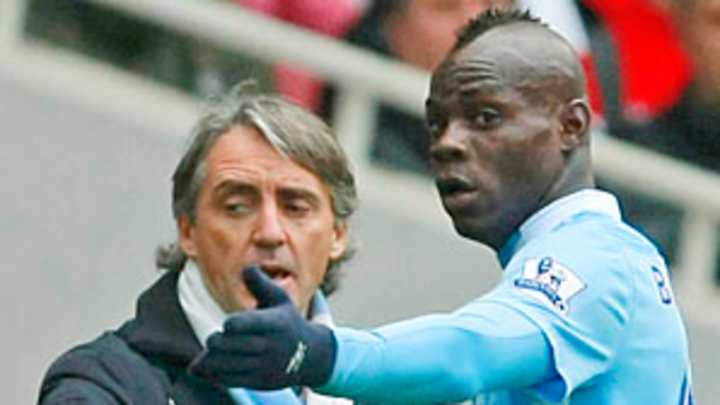 Balotelli in apparent altercation with Mancini