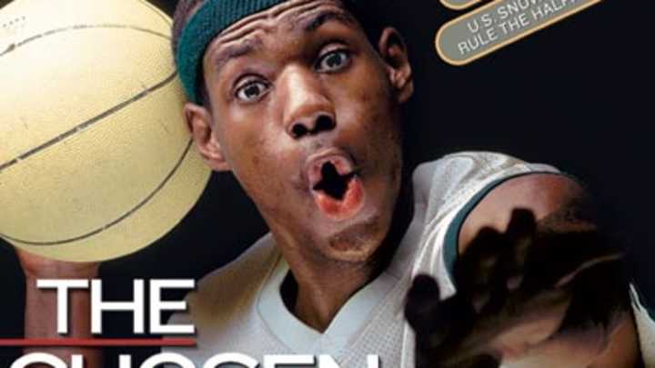 Brave Fan Tries To Steal LeBron James' Headband, Gets LBJ Death Stare