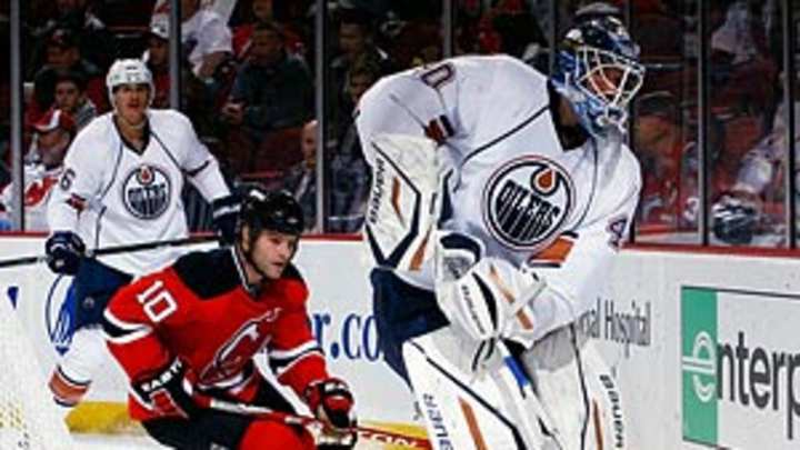 Oilers' Devan Dubnyk redeems himself