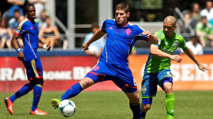 Colorado Rapids' Dillon Powers wins MLS Rookie of the Year Colorado Rapids' Dillon Powers wins MLS Rookie of the Year