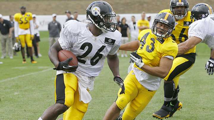 Pittsburgh Steelers rookie RB Le'Veon Bell aggravates knee injury