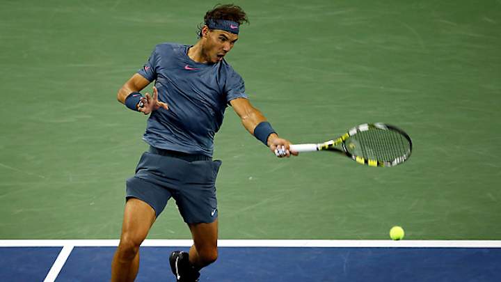 Rafael Nadal coasts past Tommy Robredo to advance to semifinals