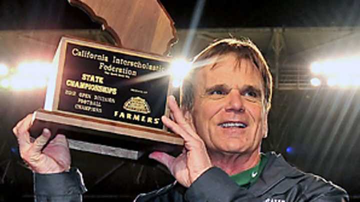De La Salle coach Bob Ladouceur retires