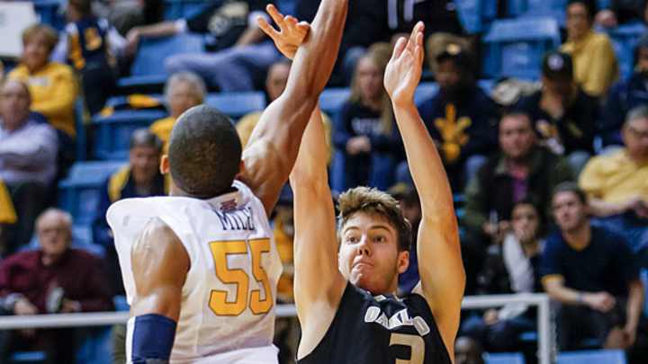 Oakland's Travis Bader will keep shooting, and NCAA records may fall