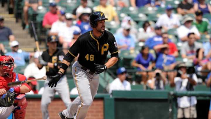 Report: Marlins, Garrett Jones agree on 2-year deal Report: Marlins, Garrett Jones agree on 2-year deal