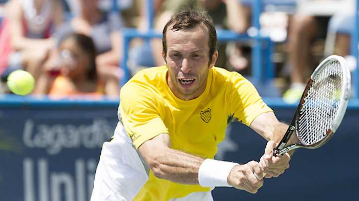 Stepanek, Janowicz slide into round 2 of the Rogers Cup Stepanek, Janowicz slide into round 2 of the Rogers Cup