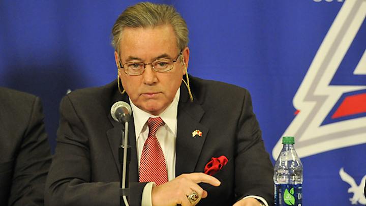 Temple AD Bill Bradshaw to retire in June Temple AD Bill Bradshaw to retire in June