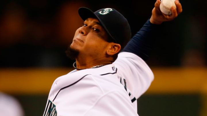 Pitchers dominate strike zone as rare pitching feats define Wednesday night's action Pitchers dominate strike zone as rare pitching feats define Wednesday night's action