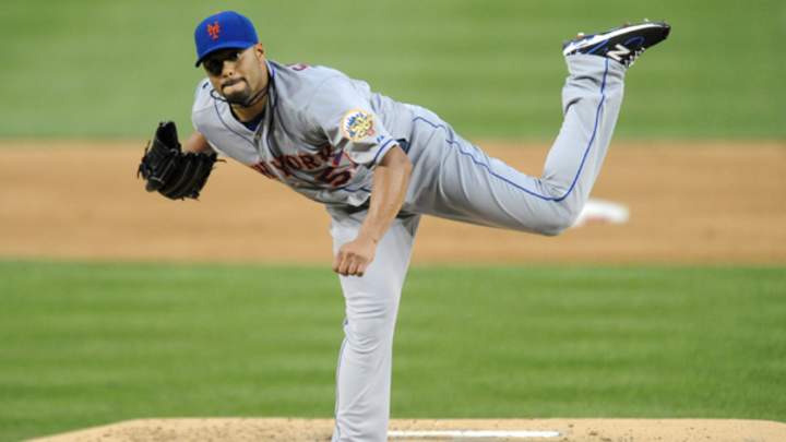 Report: Yankees interested in Johan Santana