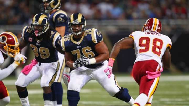 Rams lineman Rodger Saffold exits preseason game with shoulder injury