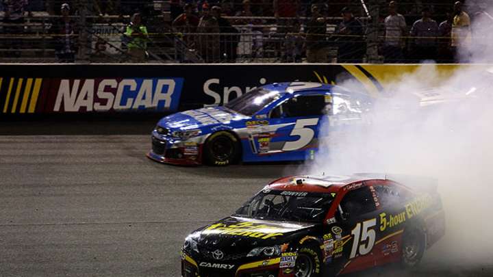 NASCAR investigating Clint Bowyer spin at Richmond