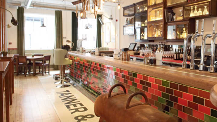 The London Bar that Reminds You of Gym Class The London Bar that Reminds You of Gym Class