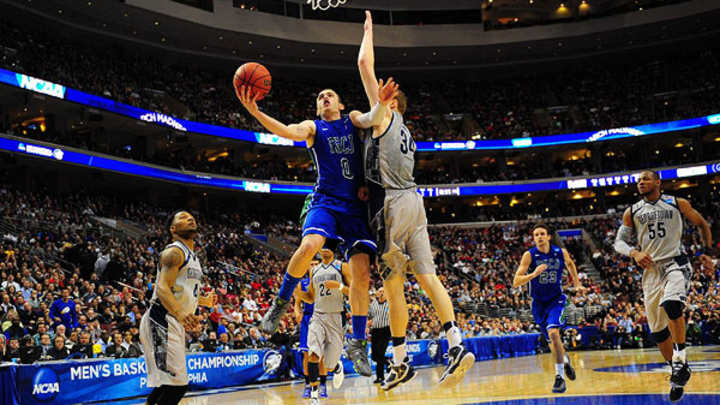 Florida Gulf Coast point guard Brett Comer forces Hoyas' shift Florida Gulf Coast point guard Brett Comer forces Hoyas' shift