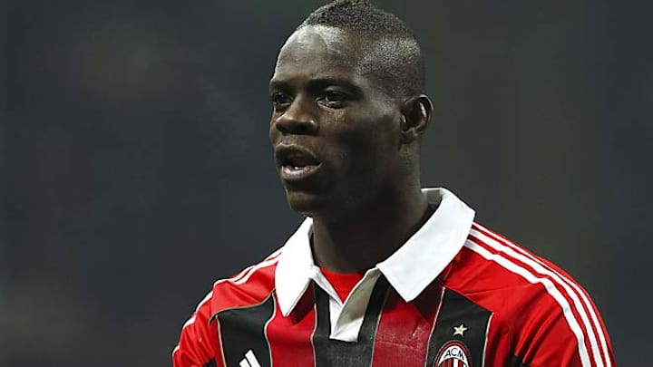 Mario Balotelli injured for AC Milan against Lazio