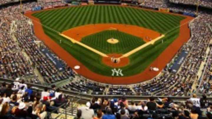 Report: Yankee Stadium to host two outdoor NHL games