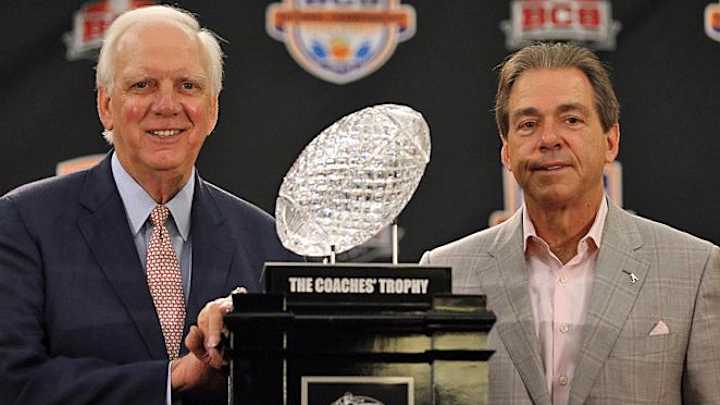 Nick Saban: Alabama AD Mal Moore 'in good spirits'