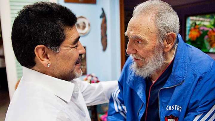 Diego Maradona visits Fidel Castro in Cuba