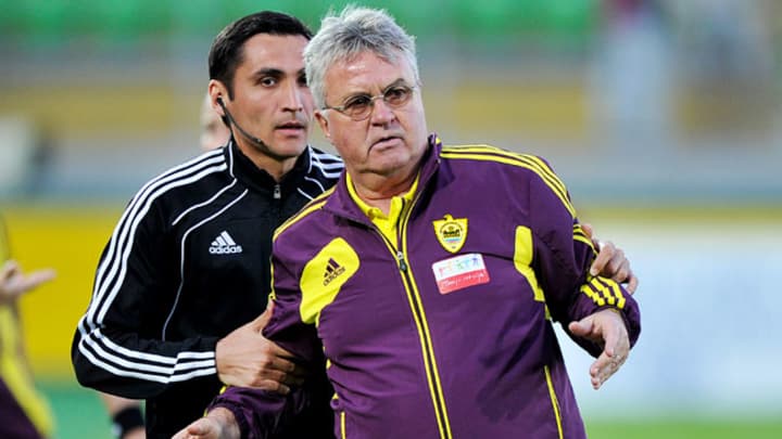 Hiddink resigns as Anzhi manager, linked with Barcelona