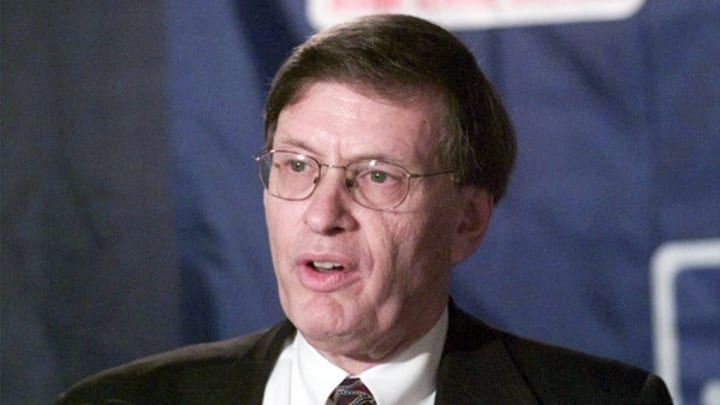 Commissioner Bud Selig turns down contract extension, insists on retirement