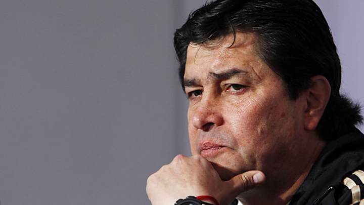 Luis Fernando Tena takes over as Mexico coach