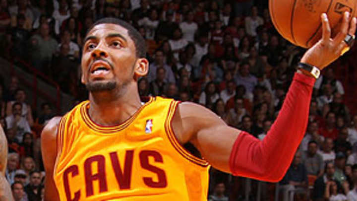 Cavaliers' Irving sidelined with knee issue