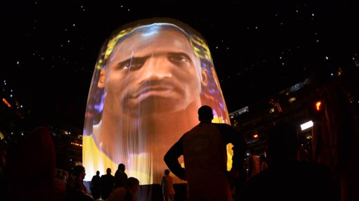 Give and Go: Sizing up Kobe Bryant's new extension with the Lakers