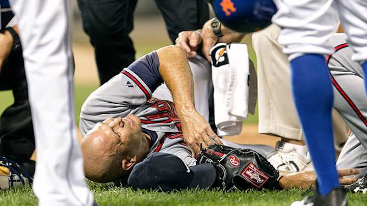 Injured Tim Hudson wants to return to the Braves next season