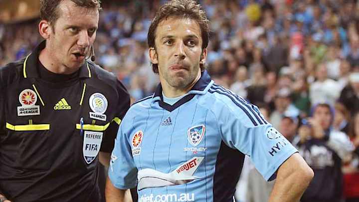 Alessandro Del Piero signs for second year in Australia