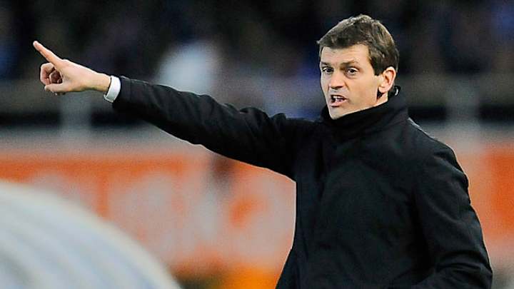 Barcelona coach Tito Vilanova to return to Spain this week Barcelona coach Tito Vilanova to return to Spain this week
