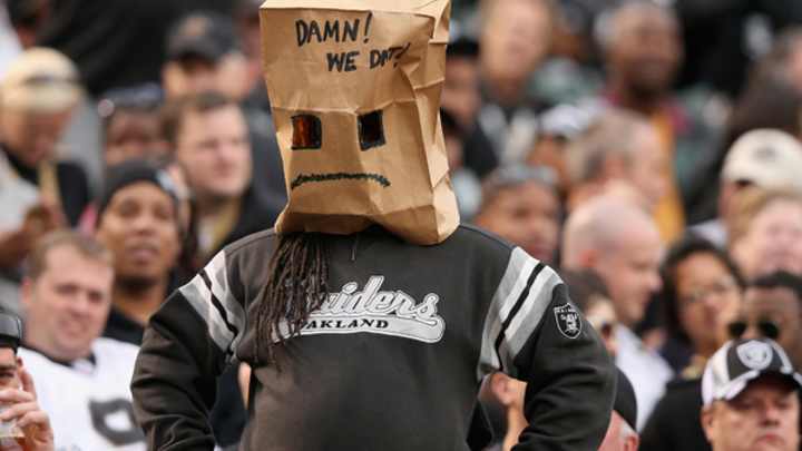 Research Suggests That Being a Fan of a Bad NFL Team Is Making You Fat Research Suggests That Being a Fan of a Bad NFL Team Is Making You Fat