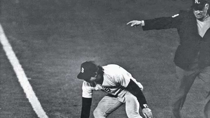 Obstruction, pick-off take place alongside most bizarre finishes in World Series history