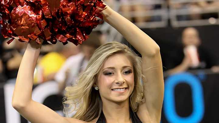 Cheerleader Of The Week