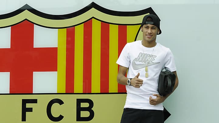 Neymar passes physical, officially joins Barcelona