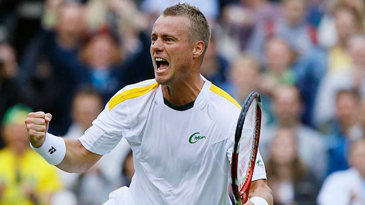 Lleyton Hewitt upsets Stanislas Wawrinka to advance at Wimbledon