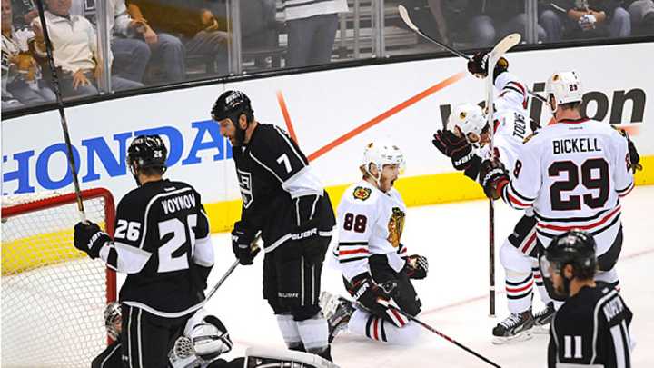 NHL playoffs: Blackhawks push Kings to brink of elimination with Game 4 win