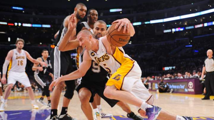 Three-Pointers: Kobe-less Lakers cut magic number to 1 by holding off Spurs