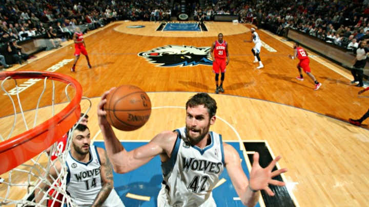 Court Vision: Inside Kevin Love's outlet passing