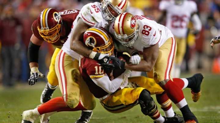 RGIII: Anybody 'going after my dad needs to back up'