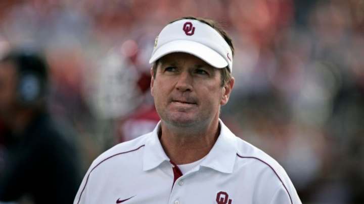 Two in custody in Oklahoma football coach Bob Stoops' home burglary