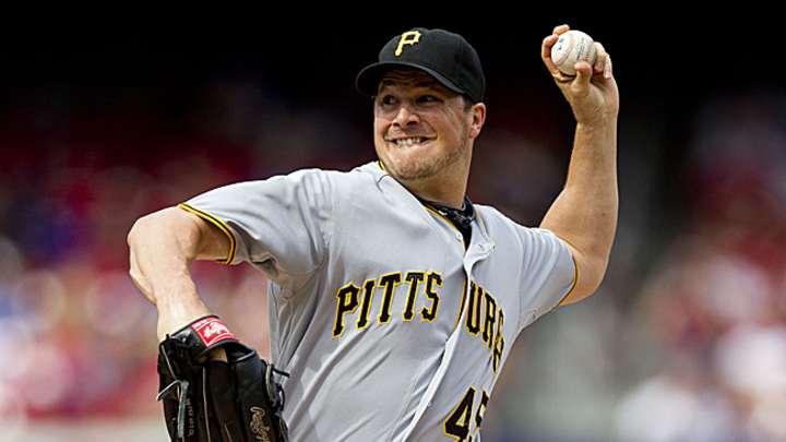 Astros sign LHP Erik Bedard to minor league deal