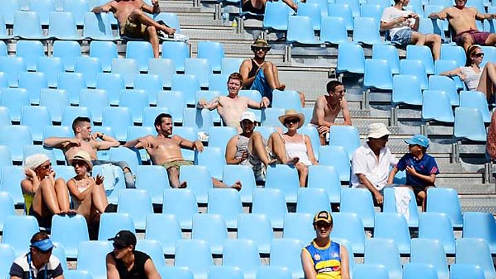 Players suffer through triple-digit temperatures at Australian Open Players suffer through triple-digit temperatures at Australian Open
