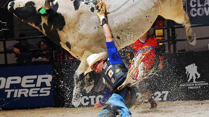 Leading Off: Pictures of the Week